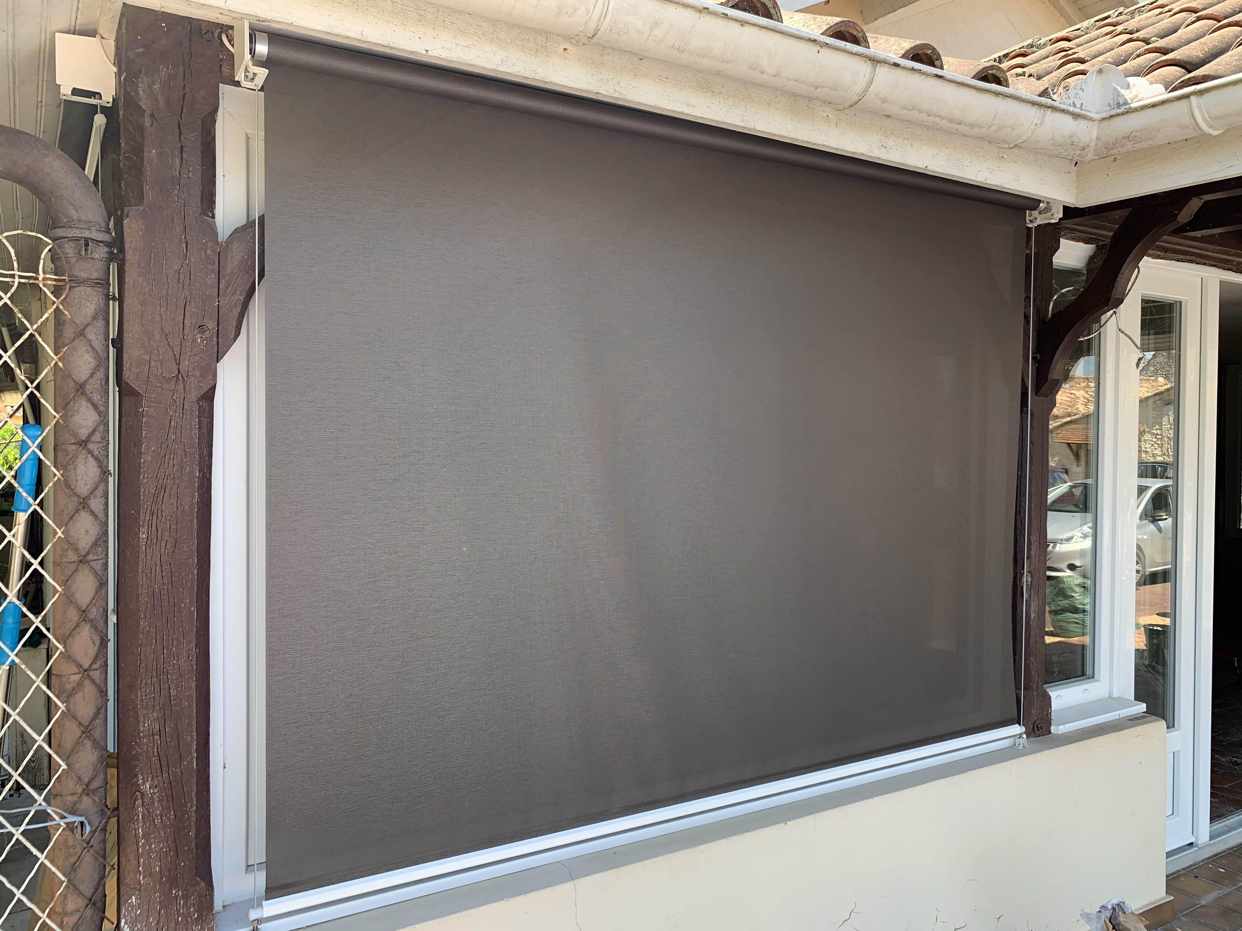 STORE EXTERIEUR SUR VERANDA